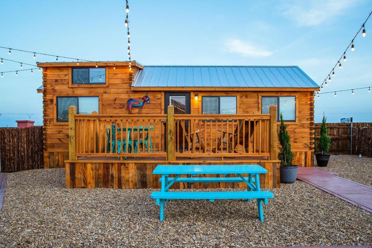 The Big Texan - Cabins And Wagons 阿馬里洛 外观 照片